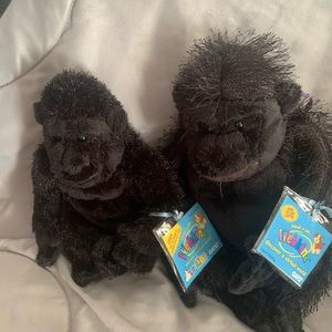 Little and big webkinz gorillas